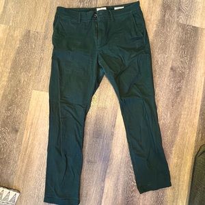 Goodfellow 34x30 slim chino pants green